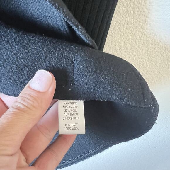 St. John Angora Wool Blend Jacket Sewn By Hand Black Luxe Cozy Elegance Sz P - Picture 7 of 11